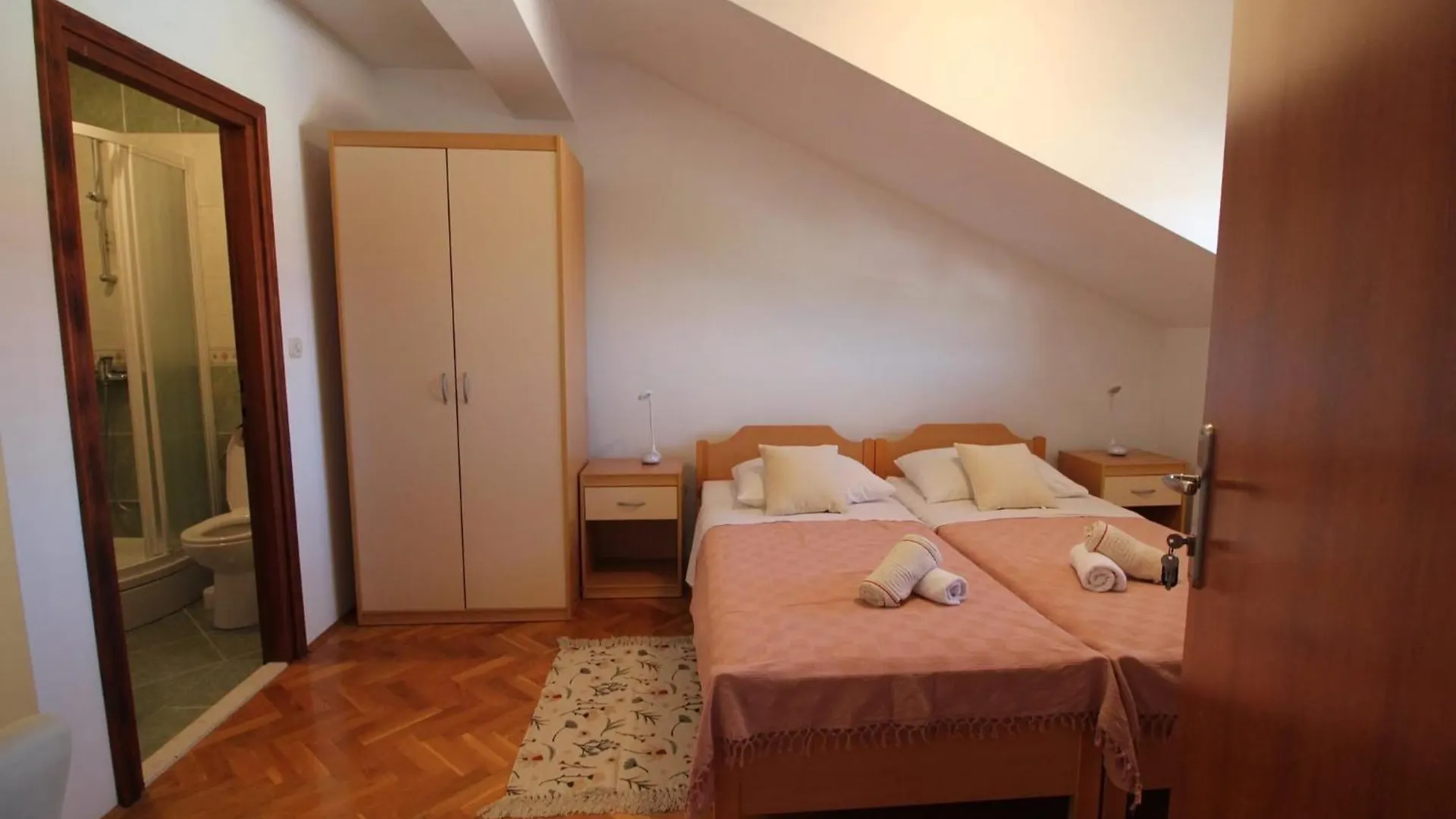 Dolce Mare Apartmani 파코스탄 0*,  크로아티아